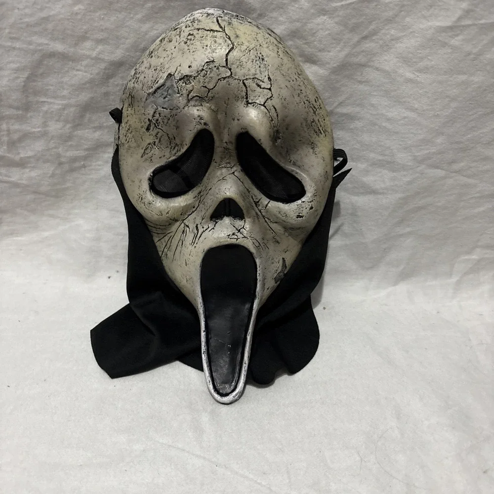 Official Scream 6 Aged Billy‎ Loomis Mask Ghost Face Easter Unlimited Inc.